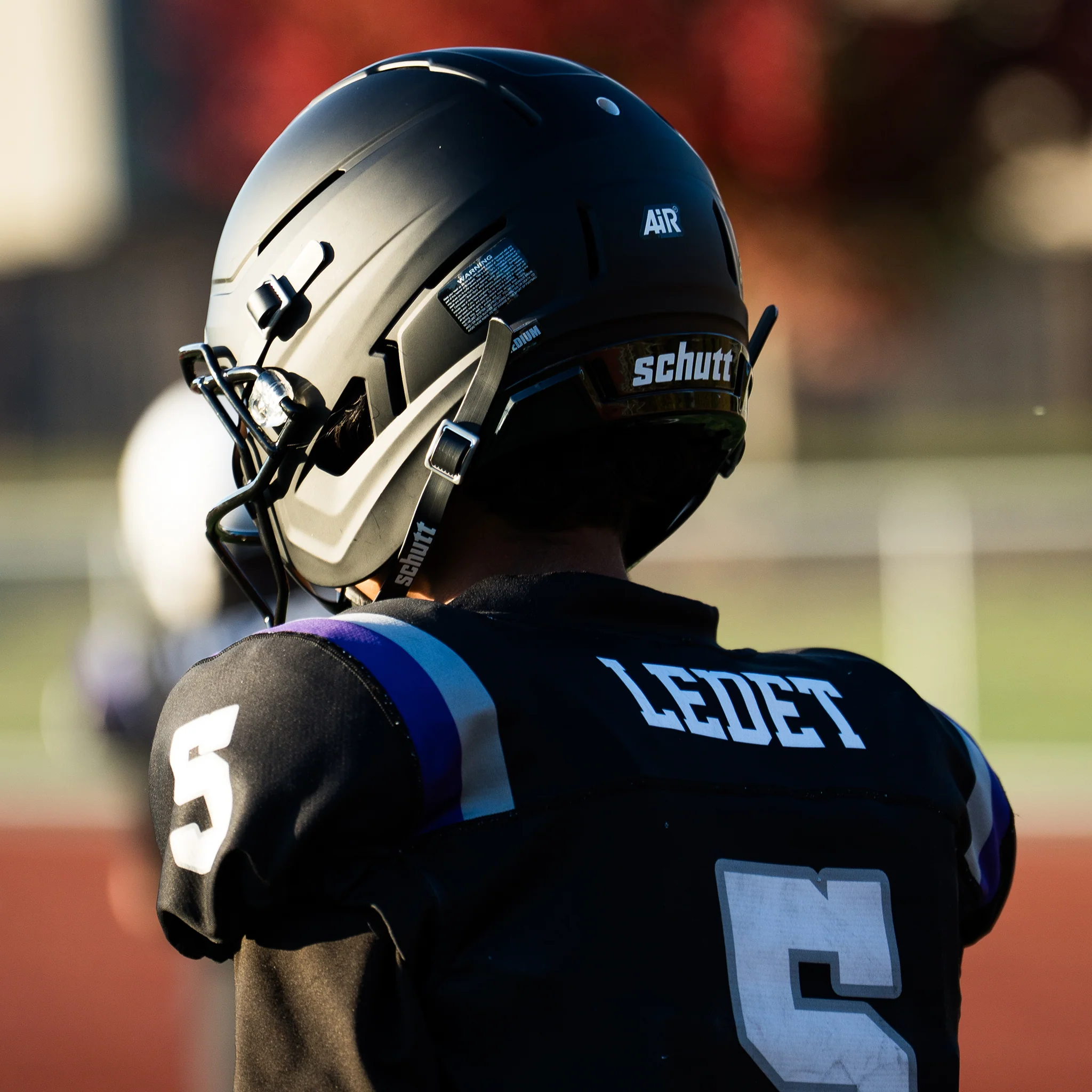 F7 AiR YOUTH ELITE HELMET - Image 10