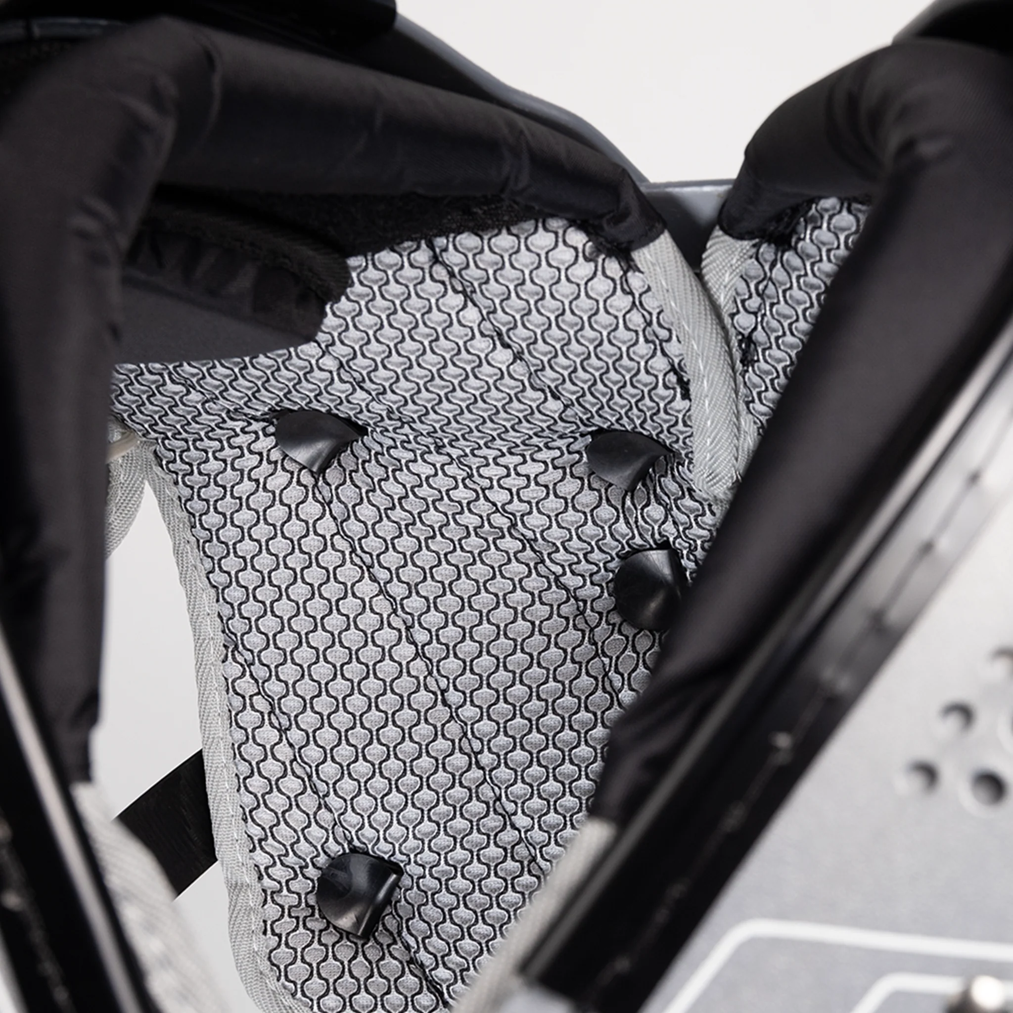 XV SKILL SHOULDER PADS - FLUX - Image 4